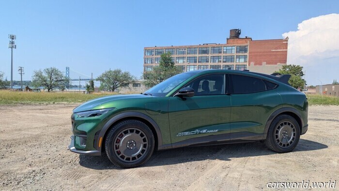 El Pony Car eléctrico de Ford mejora con la edad: prueba rápida | Carscoops